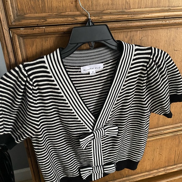 Black and White Striped Top with Bow - Picture 8 of 11